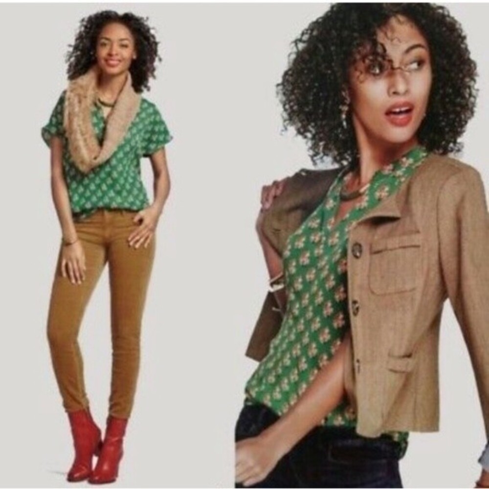 CAbi Style 3252 Stevie Green Floral Blouse Top Notch Neck XS‎